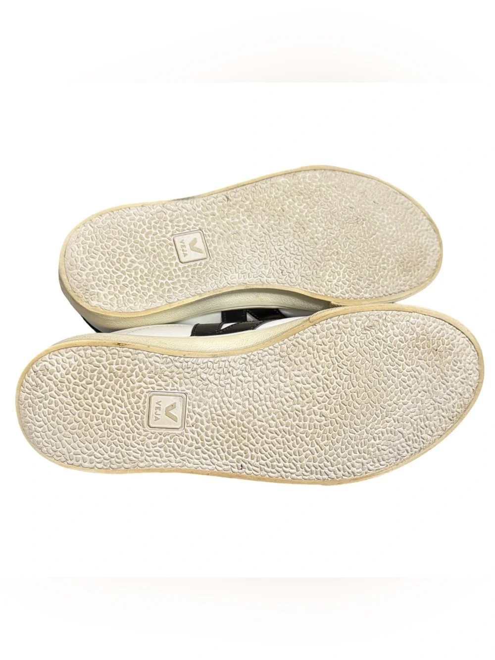 Veja • Esplar Leather Sneakers White & Black Wome’s US7 / 38